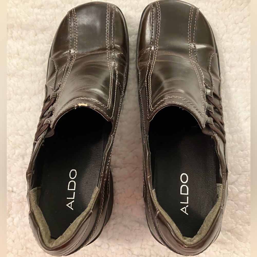 ALDO dark brown chunky shoes. Size 9. Barely worn.